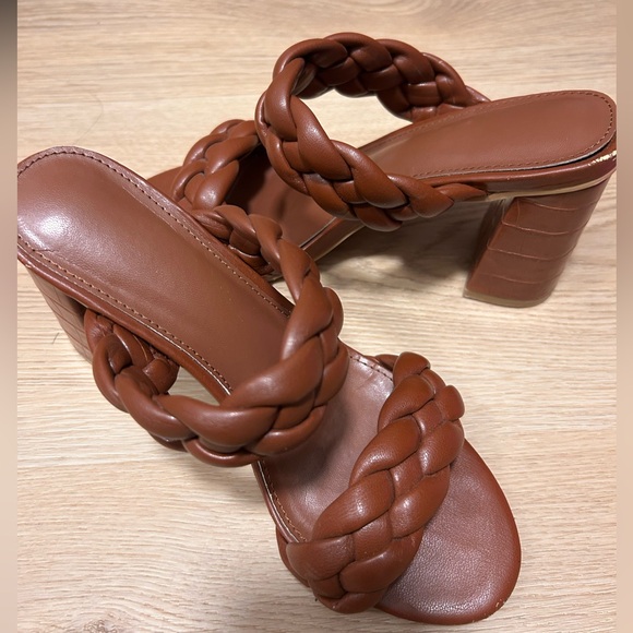 Braided Sandal - Picture 2 of 4
